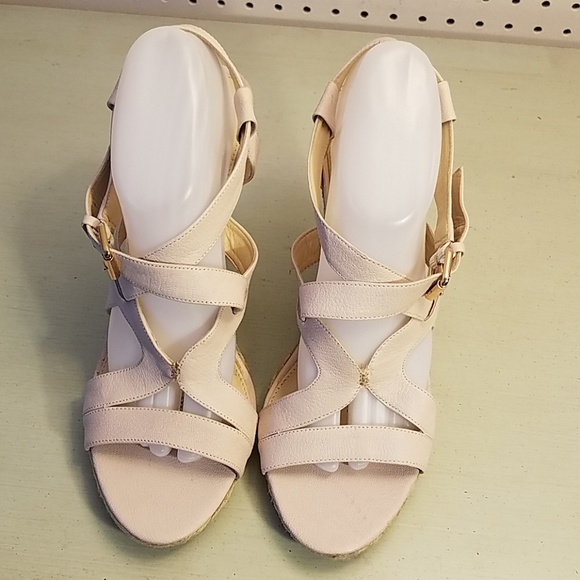 NINE WEST TAN LEATHER WEDGES - Picture 6 of 6